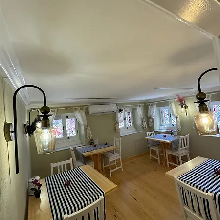 Cunda Bebekli Apartament