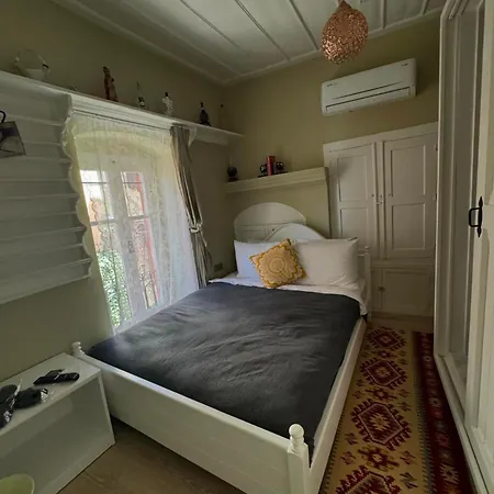 Cunda Bebekli Apartament Ayvalı