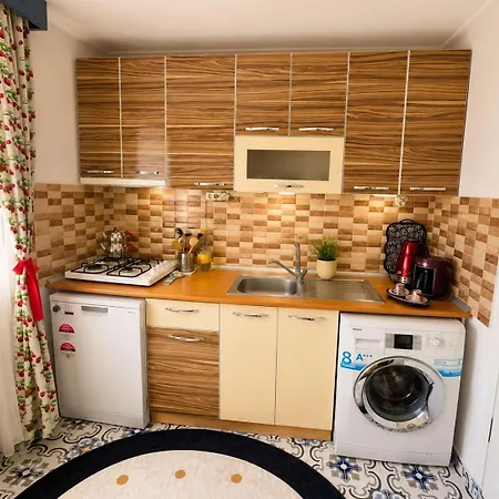 Cunda Bebekli Apartament
